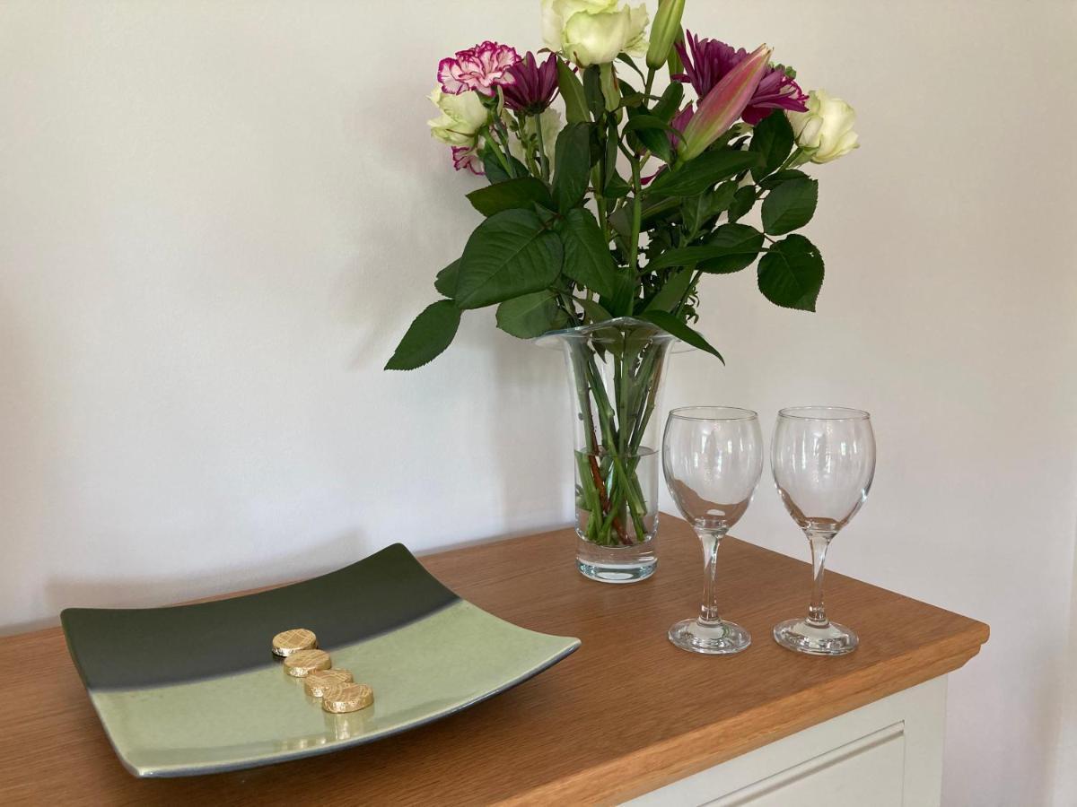 สเลดฟาร์มเลเชอร์ Bed & Breakfast Edington  ภายนอก รูปภาพ