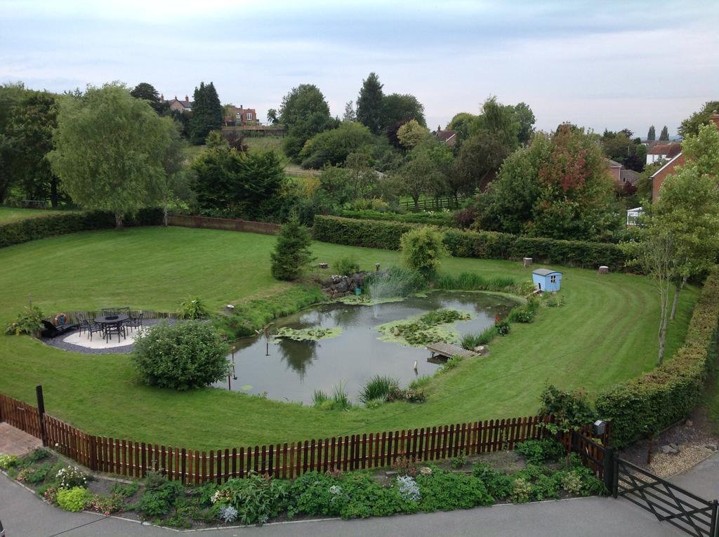 สเลดฟาร์มเลเชอร์ Bed & Breakfast Edington  ภายนอก รูปภาพ