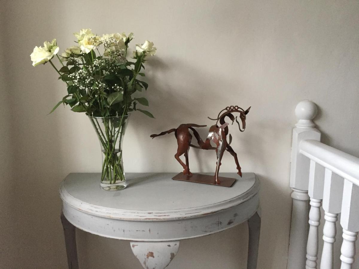 สเลดฟาร์มเลเชอร์ Bed & Breakfast Edington  ภายนอก รูปภาพ