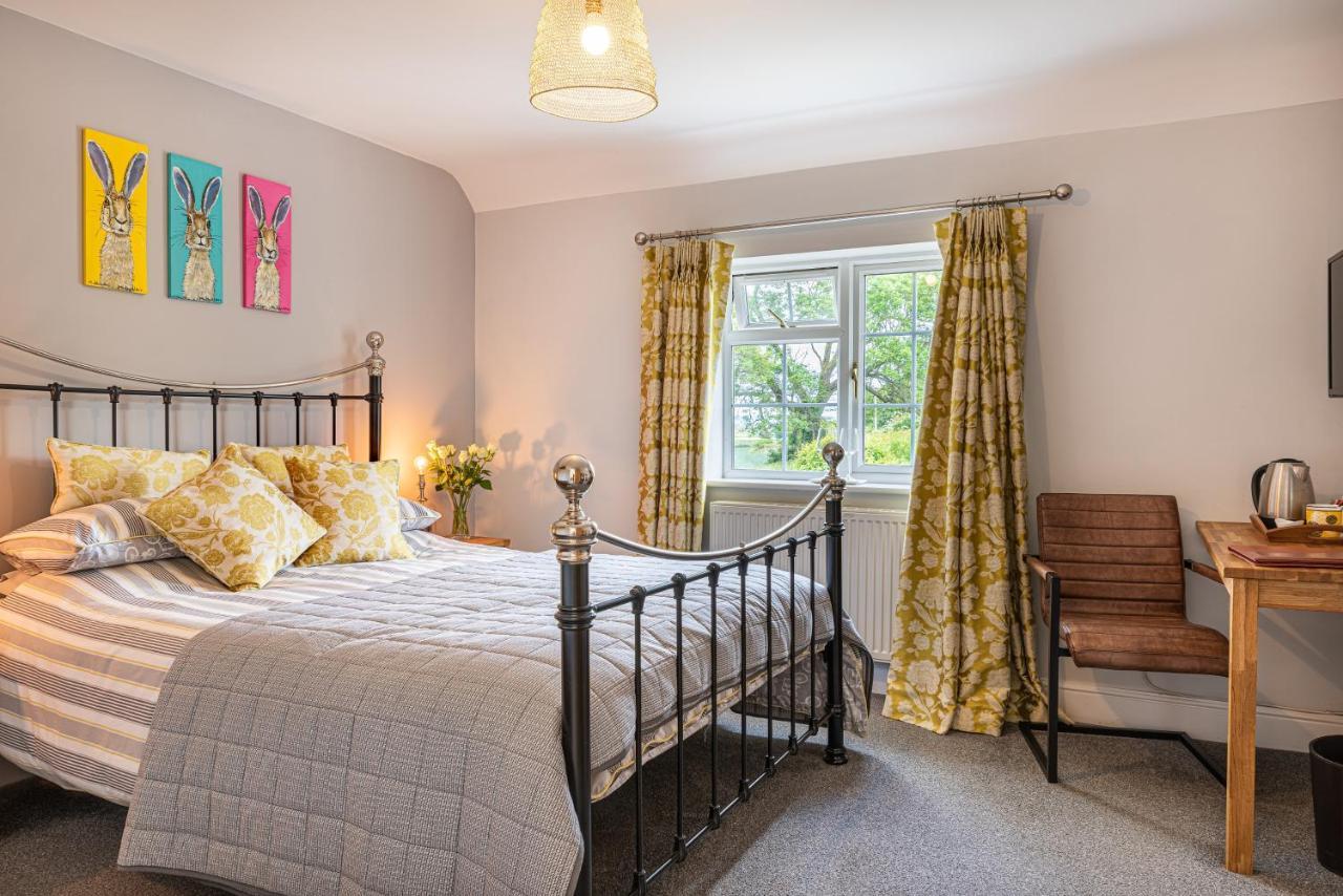 สเลดฟาร์มเลเชอร์ Bed & Breakfast Edington  ภายนอก รูปภาพ